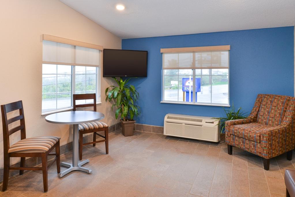 Americas Best Value Inn & Suites St Clairsville Wheeling St. Clairsville Интерьер фото