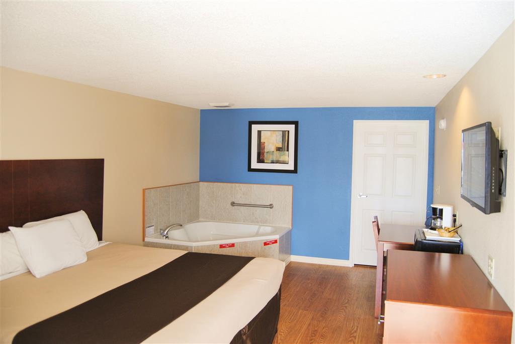 Americas Best Value Inn & Suites St Clairsville Wheeling St. Clairsville Номер фото